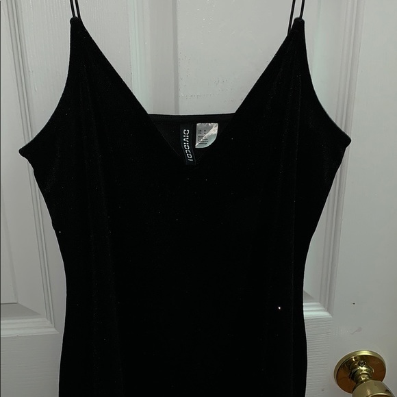 Sold - Picture 3 of 4